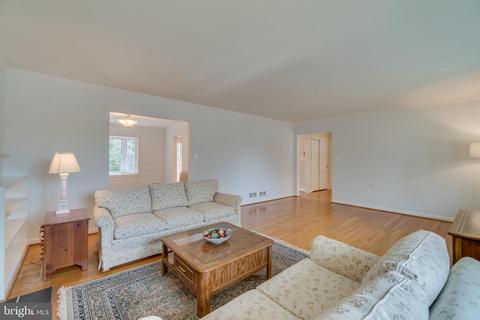 6417 Noble Dr, Mclean, VA 22101 photo 24