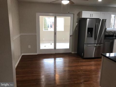 5320 Weymouth Dr, Springfield, VA 22151 photo 9
