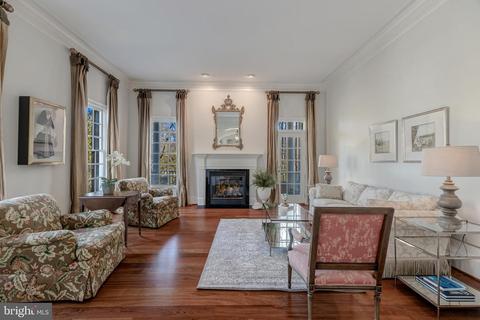 8429 Brook Rd, Mclean, VA 22102 photo 3