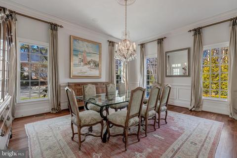 8429 Brook Rd, Mclean, VA 22102 photo 4