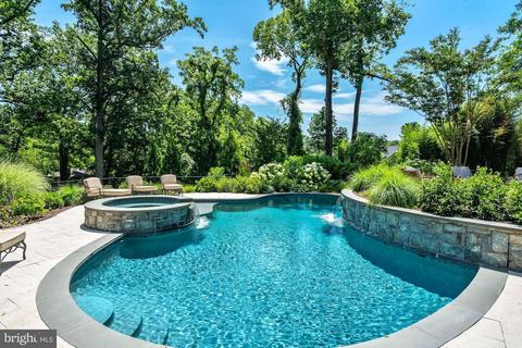 8429 Brook Rd, Mclean, VA 22102 photo 36
