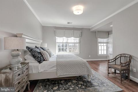 8429 Brook Rd, Mclean, VA 22102 photo 25