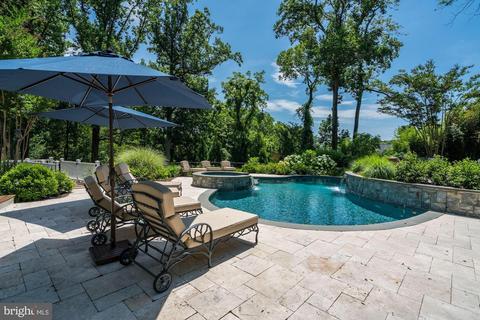 8429 Brook Rd, Mclean, VA 22102 photo 38