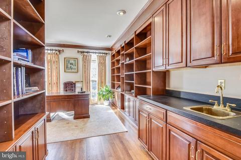 7808 Swinks Mill Ct, Mclean, VA 22102 photo 24