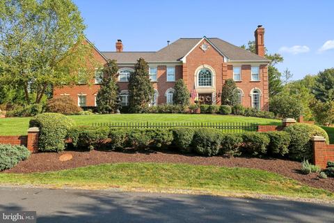 7808 Swinks Mill Ct, Mclean, VA 22102 photo 1