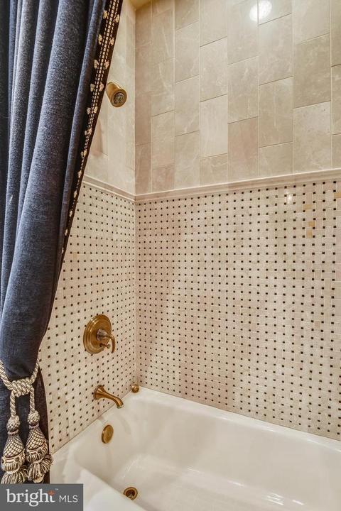 7808 Swinks Mill Ct, Mclean, VA 22102 photo 57