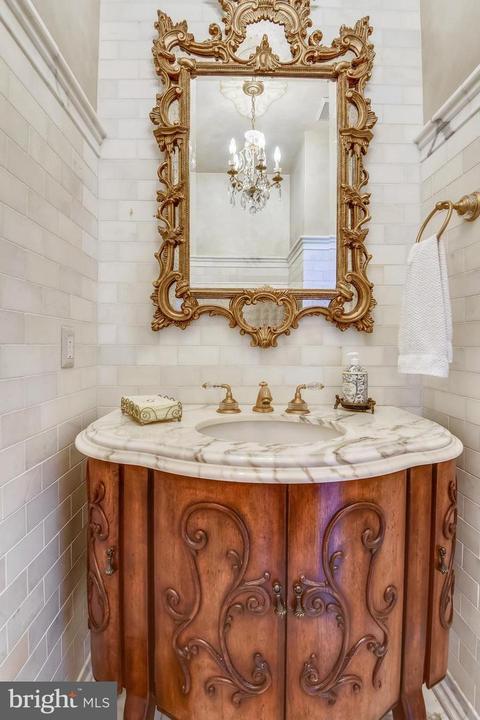 7808 Swinks Mill Ct, Mclean, VA 22102 photo 37