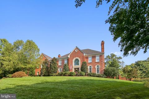 7808 Swinks Mill Ct, Mclean, VA 22102 photo 4