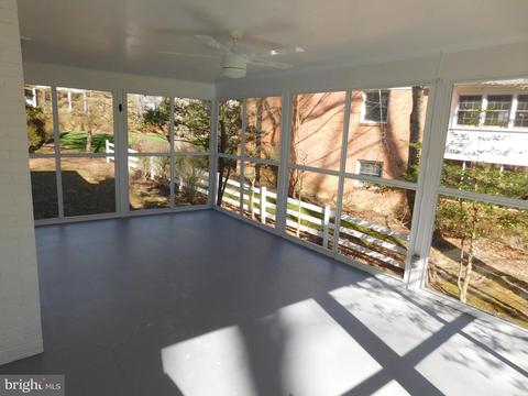 12136 Stirrup Rd, Reston, VA 20191 photo 11