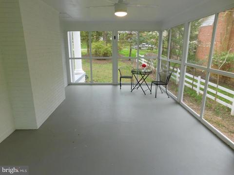 12136 Stirrup Rd, Reston, VA 20191 photo 15