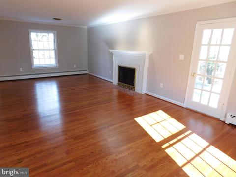 12136 Stirrup Rd, Reston, VA 20191 photo 10