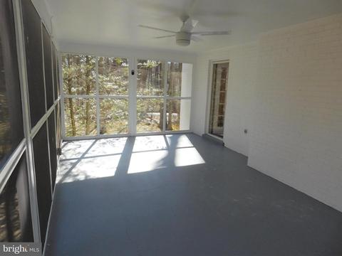 12136 Stirrup Rd, Reston, VA 20191 photo 12