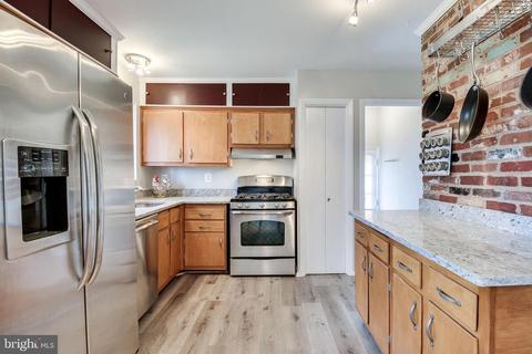 7407 Estaban Pl, Springfield, VA 22151 photo 17
