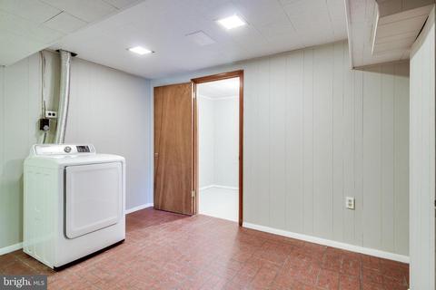 7407 Estaban Pl, Springfield, VA 22151 photo 35