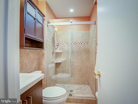 8811 Trafalgar Ct, Springfield, VA 22151 photo 37
