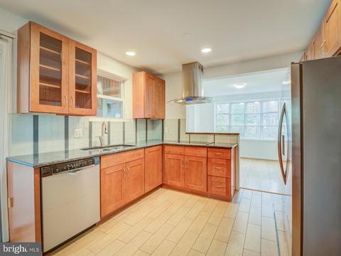 8811 Trafalgar Ct, Springfield, VA 22151 photo 21