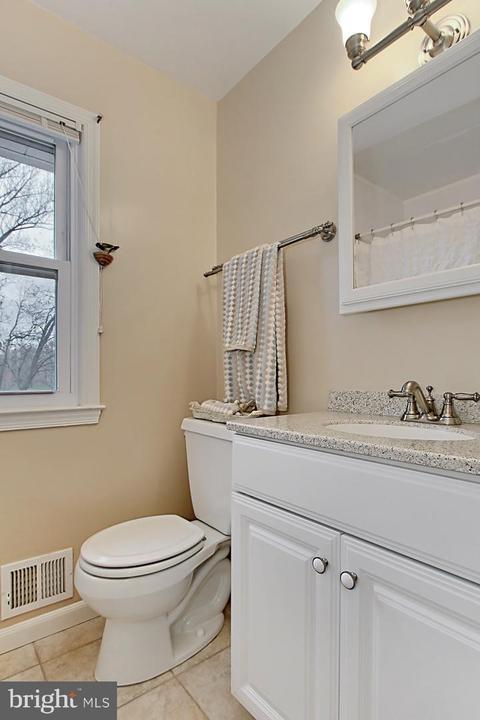 8204 Marcy Ave, Springfield, VA 22152 photo 36