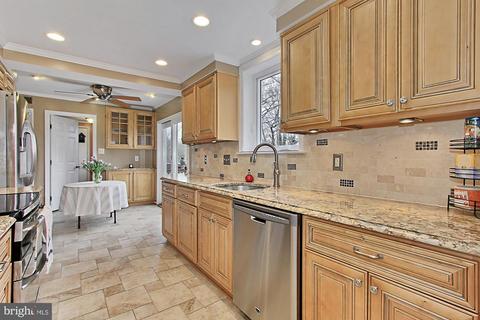8204 Marcy Ave, Springfield, VA 22152 photo 13