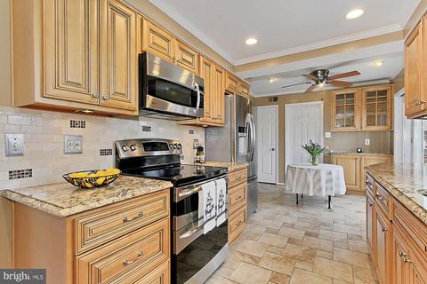 8204 Marcy Ave, Springfield, VA 22152 photo 14