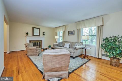 1310 Oberon Way, Mclean, VA 22102 photo 4