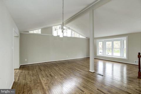 8820 Trafalgar Ct, Springfield, VA 22151 photo 16