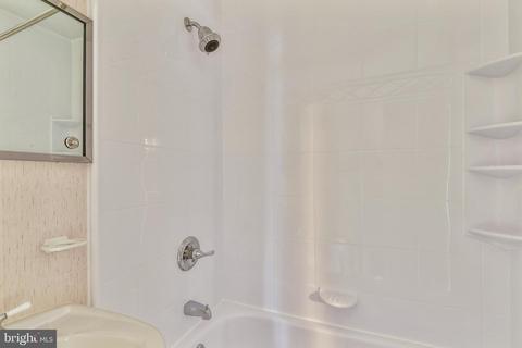 10009 E Constable Ct, Fairfax, VA 22032 photo 25