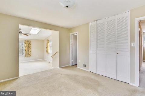 10009 E Constable Ct, Fairfax, VA 22032 photo 17