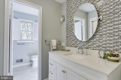 7741 Bridle Path Ln, Mclean, VA 22102 photo 23