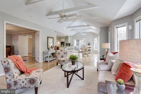 7741 Bridle Path Ln, Mclean, VA 22102 photo 15
