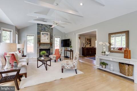 7741 Bridle Path Ln, Mclean, VA 22102 photo 14