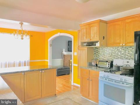 7324 Jervis St, Springfield, VA 22151 photo 5