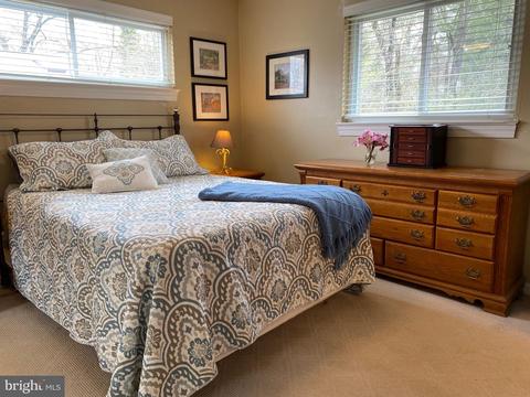 6819 Dillon Ave, Mclean, VA 22101 photo 9