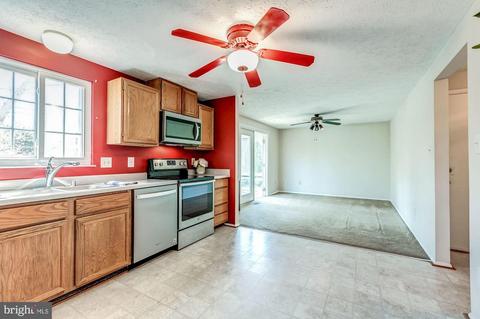 4361 Cub Run Rd, Chantilly, VA 20151 photo 18