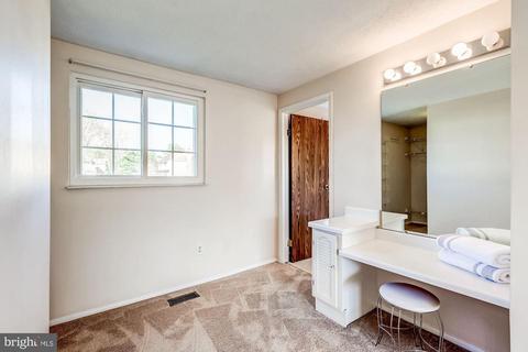 4361 Cub Run Rd, Chantilly, VA 20151 photo 25