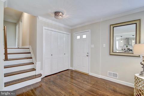 6712 Harwood Pl, Springfield, VA 22152 photo 6