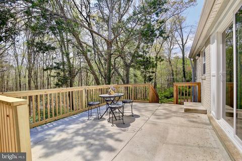 6712 Harwood Pl, Springfield, VA 22152 photo 5