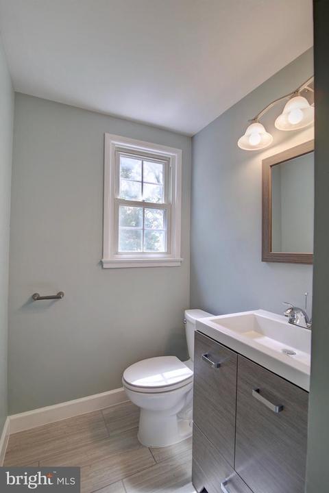 6712 Harwood Pl, Springfield, VA 22152 photo 36