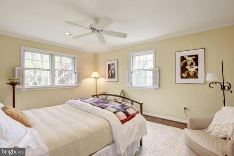 1062 Rector Ln, Mclean, VA 22102 photo 21
