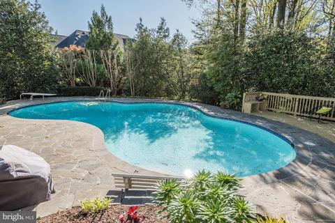 1062 Rector Ln, Mclean, VA 22102 photo 31
