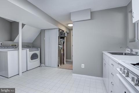 8941 Victoria Rd, Springfield, VA 22151 photo 28