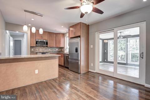 8941 Victoria Rd, Springfield, VA 22151 photo 3