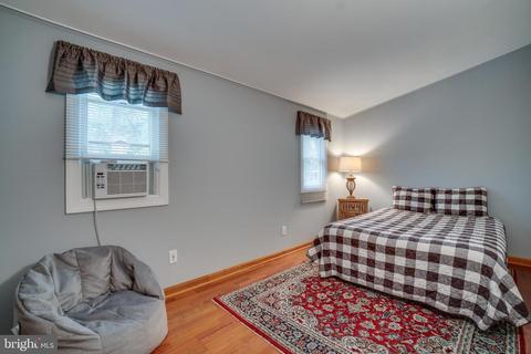 6904 Gilbert St, Springfield, VA 22150 photo 28
