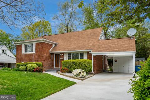 6904 Gilbert St, Springfield, VA 22150 photo 2