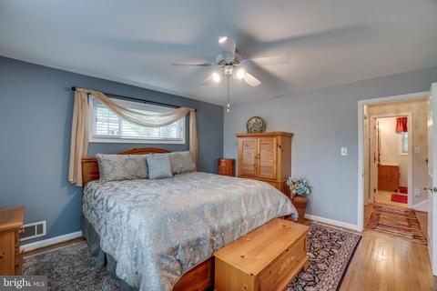 6904 Gilbert St, Springfield, VA 22150 photo 21
