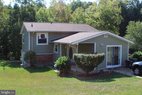 9060 Andromeda Dr, Burke, VA 22015 photo 1