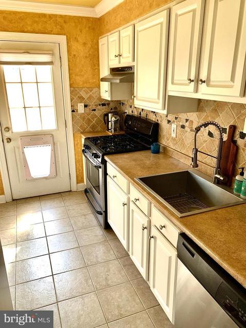 6009 Frontier Dr, Springfield, VA 22150 photo 11