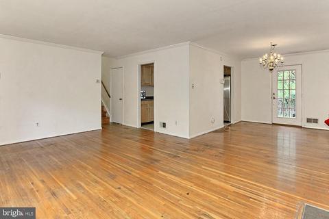 7624 Long Pine Dr, Springfield, VA 22151 photo 9