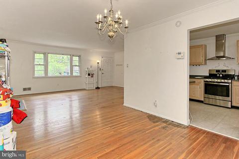 7624 Long Pine Dr, Springfield, VA 22151 photo 12