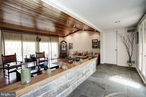 1160 Old Stage Ct, Mclean, VA 22102 photo 4