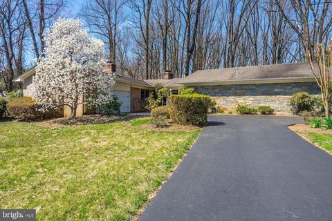 1160 Old Stage Ct, Mclean, VA 22102 photo 1